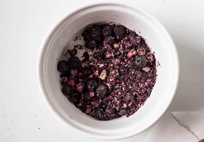 Blueberry Cinnamon Cake Donuts #glutenfree | saltedplains.com