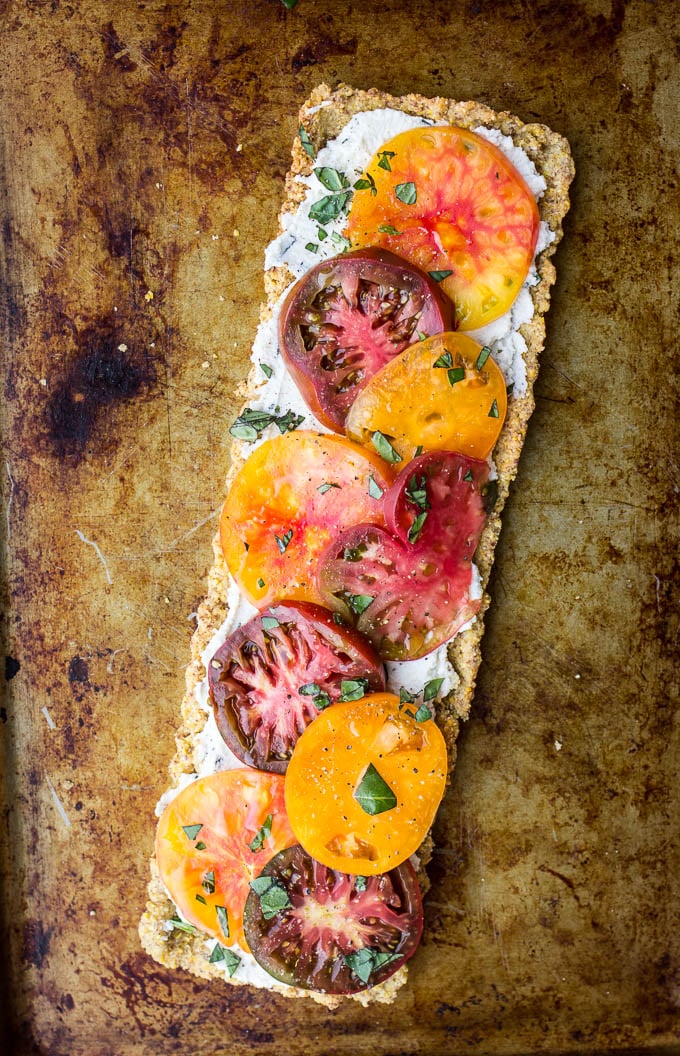 Heirloom Tomato and Ricotta Tart with a Cornmeal Almond Crust #glutenfree | saltedplains.com