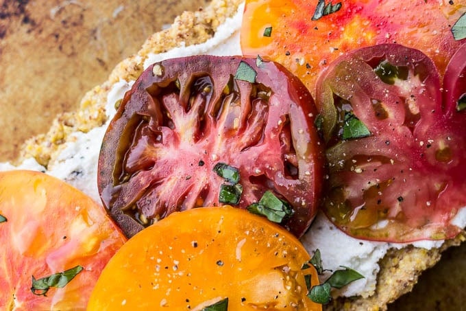 Heirloom Tomato and Ricotta Tart with a Cornmeal Almond Crust #glutenfree | saltedplains.com