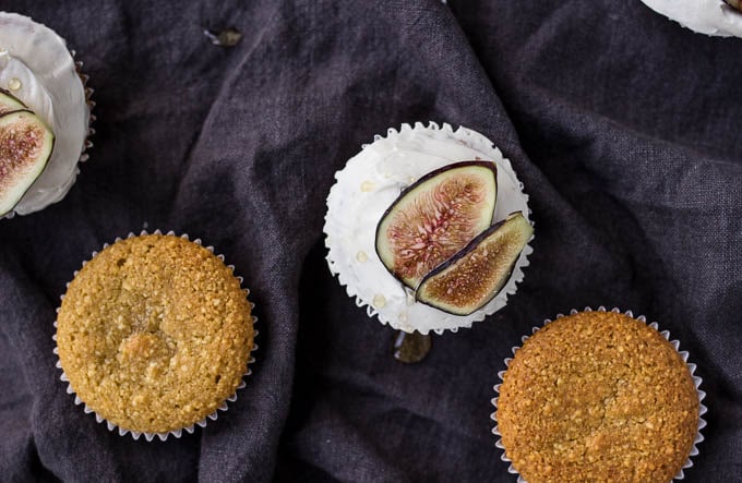 Olive Oil Cupcakes with Figs and Honey #glutenfree #dairyfree | saltedplains.com 