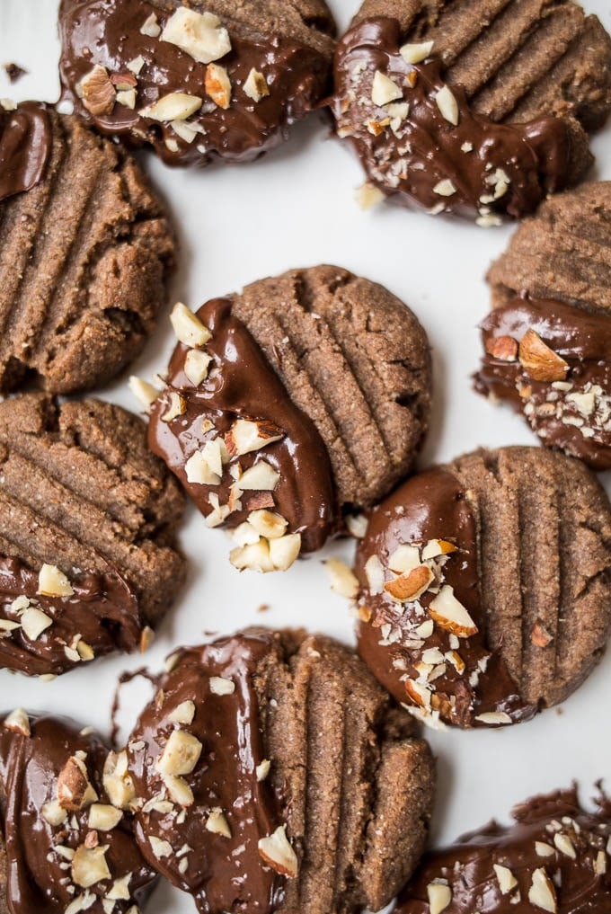 Chocolate-Dipped Hazelnut Teff Cookies (gluten-free, vegan) | saltedplains.com