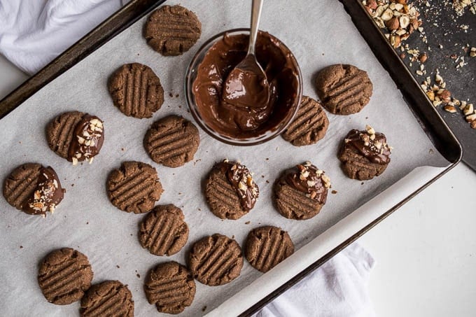 Chocolate-Dipped Hazelnut Teff Cookies (gluten-free, vegan) | saltedplains.com