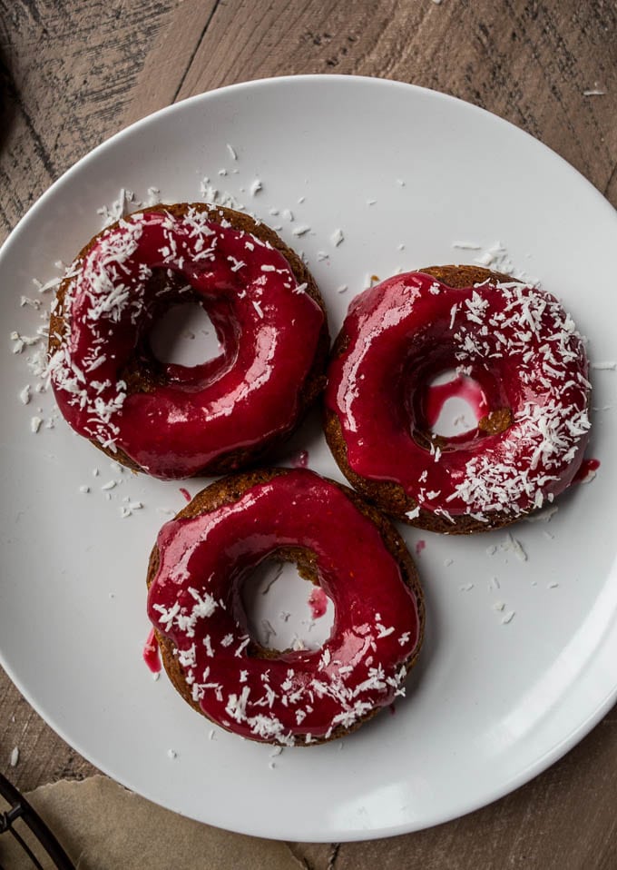 Gingerbread Cake Donuts with Cranberry Glaze (gluten-free, vegan) | saltedplains.com