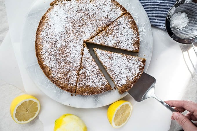 A cake with powdered sugar. 