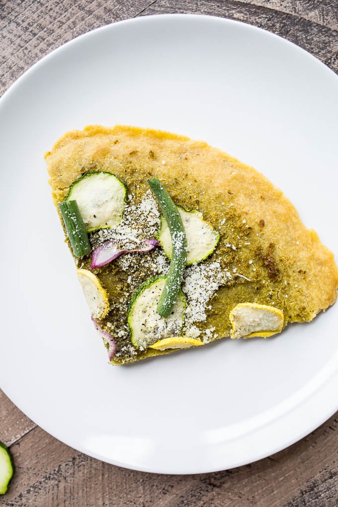 Socca Pizza with Summer Squash, Green Beans, and Pesto (gluten-free) | saltedplains.com