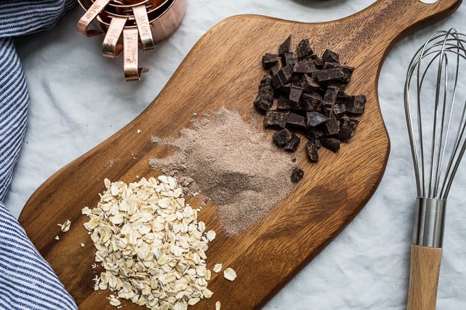 Teff Oatmeal Chocolate Chip Cookies from Alternative Baker (gluten-free) | saltedplains.com