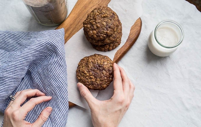 Teff Oatmeal Chocolate Chip Cookies from Alternative Baker (gluten-free) | saltedplains.com