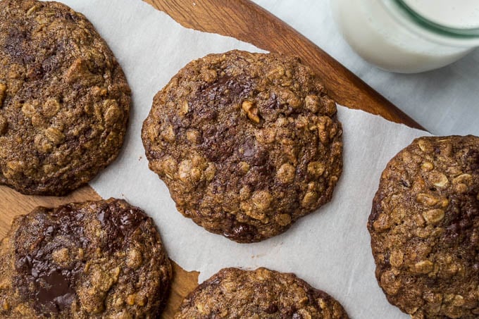 Teff Oatmeal Chocolate Chip Cookies from Alternative Baker (gluten-free) | saltedplains.com