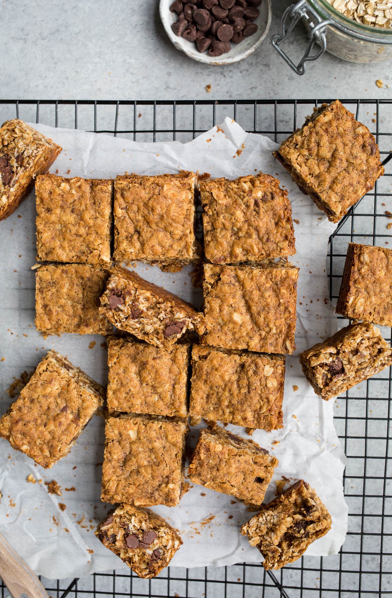 Gluten-Free Oatmeal Chocolate Chip Bars (Vegan) – Salted Plains