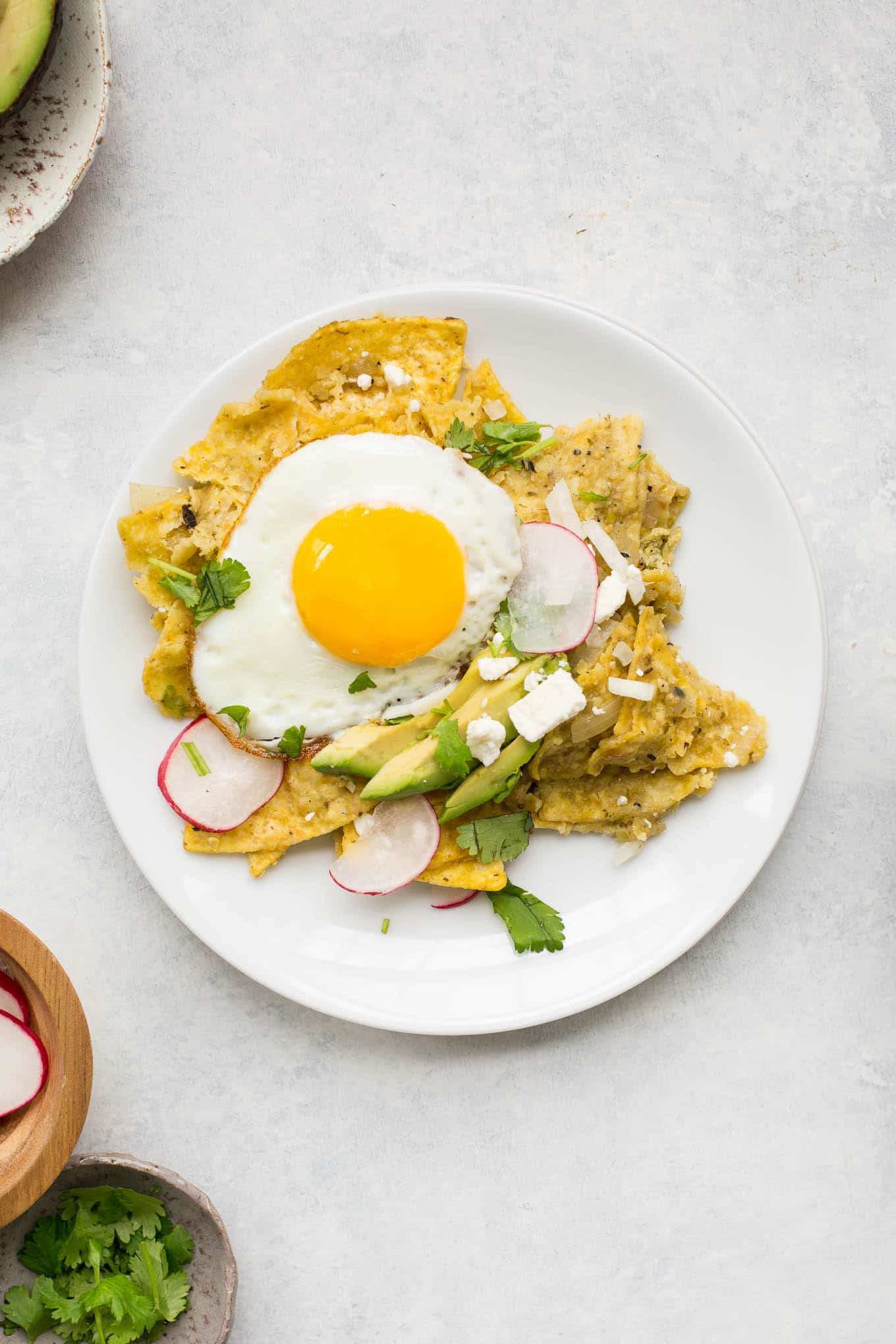 Chilaquiles Verdes with Fried Eggs (gluten-free) | saltedplains.com