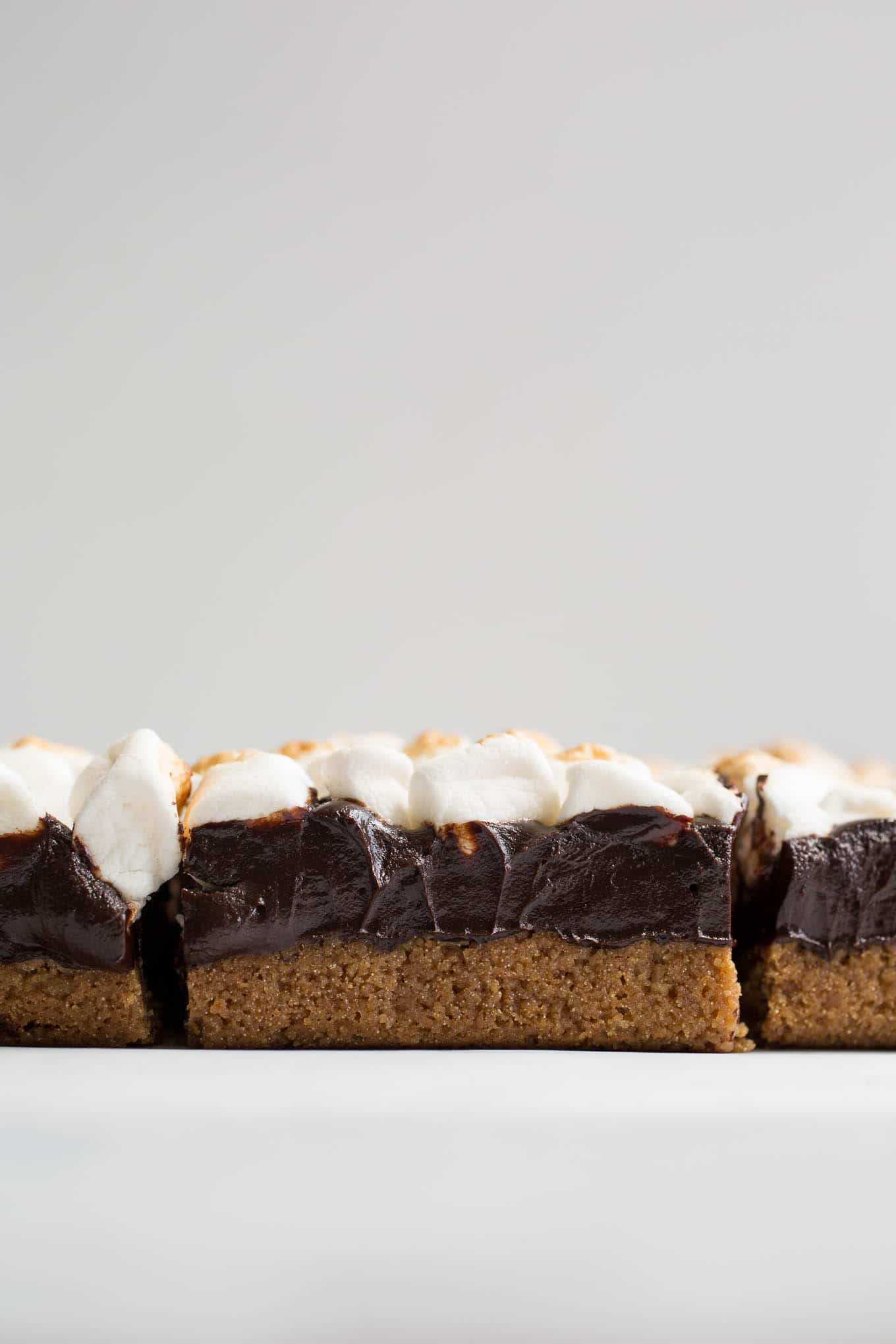 Gluten-Free S'mores Bars (Vegan) | saltedplains.com