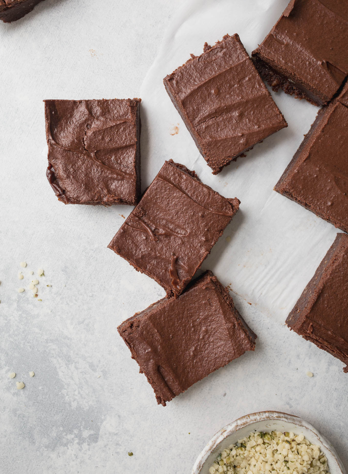 no-bake brownies with chocolate frosting