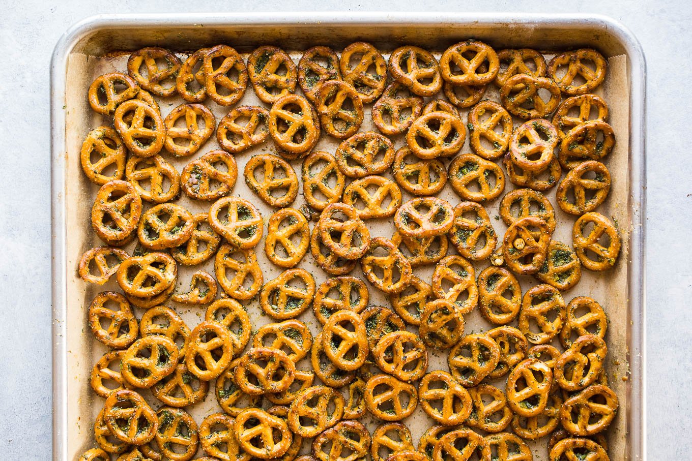 Gluten-Free Seasoned Pretzels made with olive oil, herbs, and nutritional yeast for an easy homemade snack recipe. Vegan.