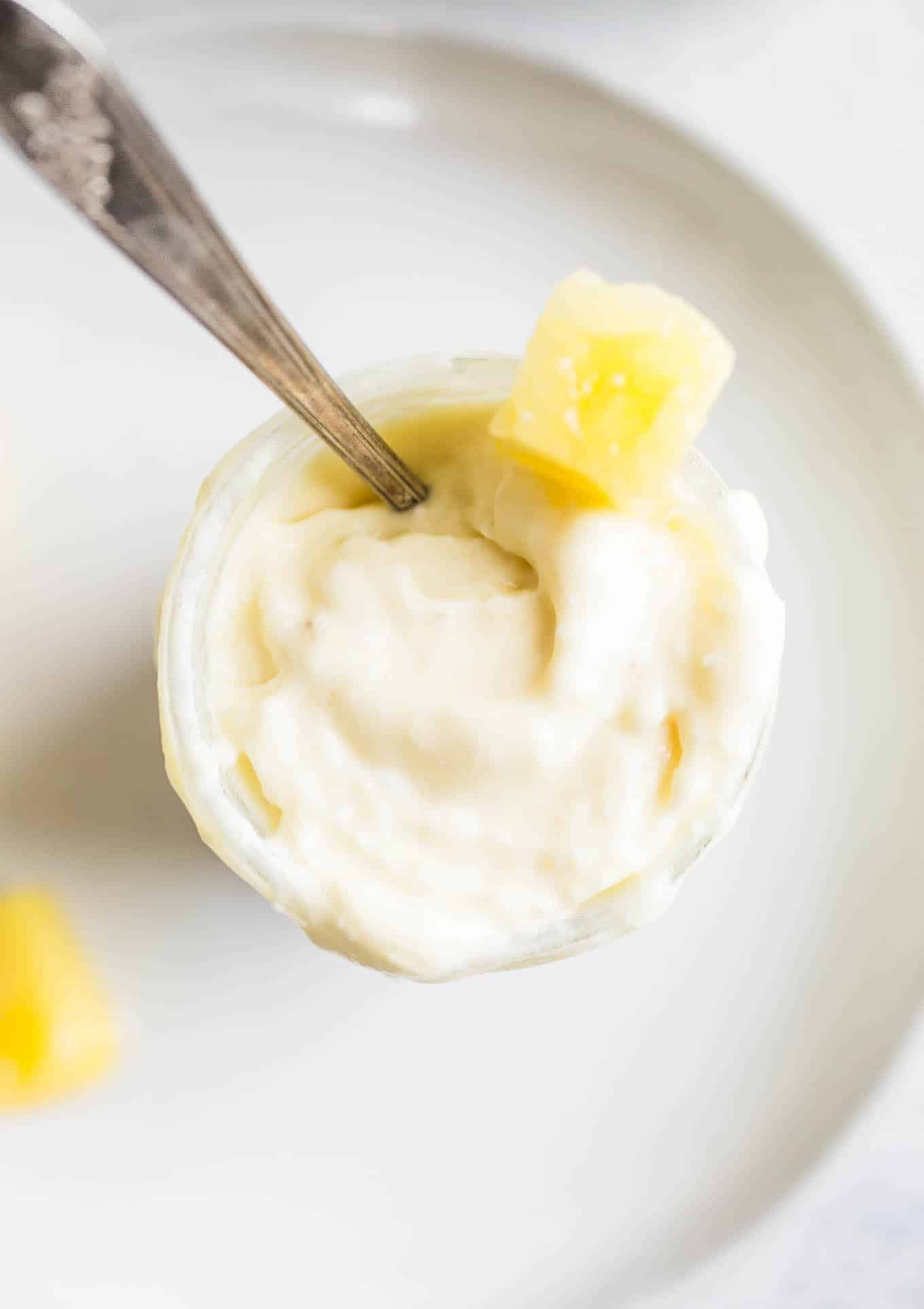 Frozen dessert in jar