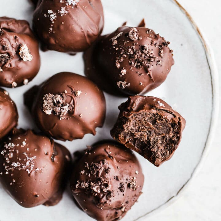 Gluten-Free Oreo Balls (Dairy-Free) – Salted Plains