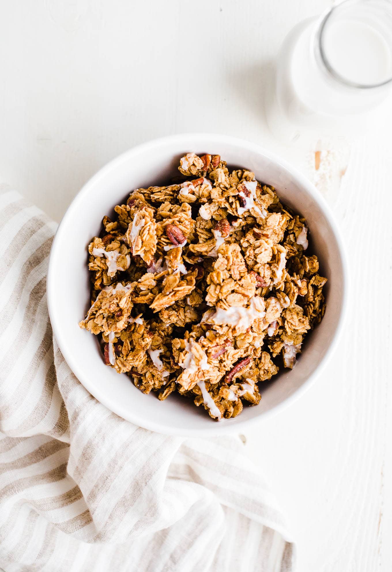 cinnamon roll granola