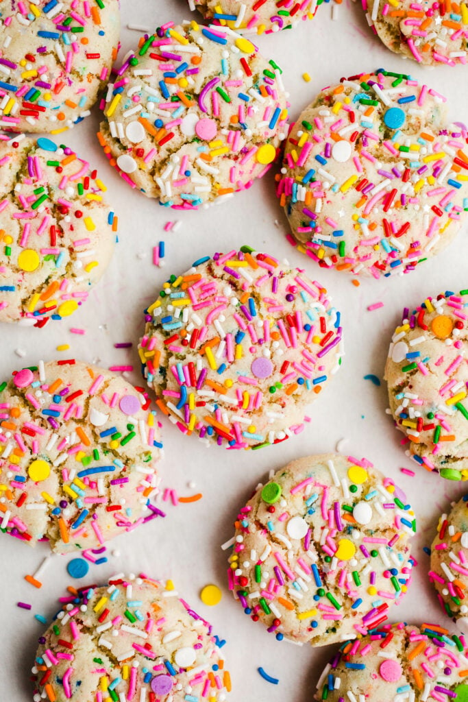 funfetti cookies with rainbow sprinkles