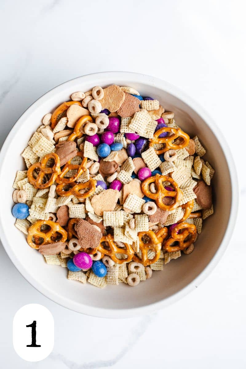 Cereal mix in a bowl. 