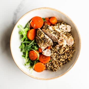Chicken and quinoa in a bowl.